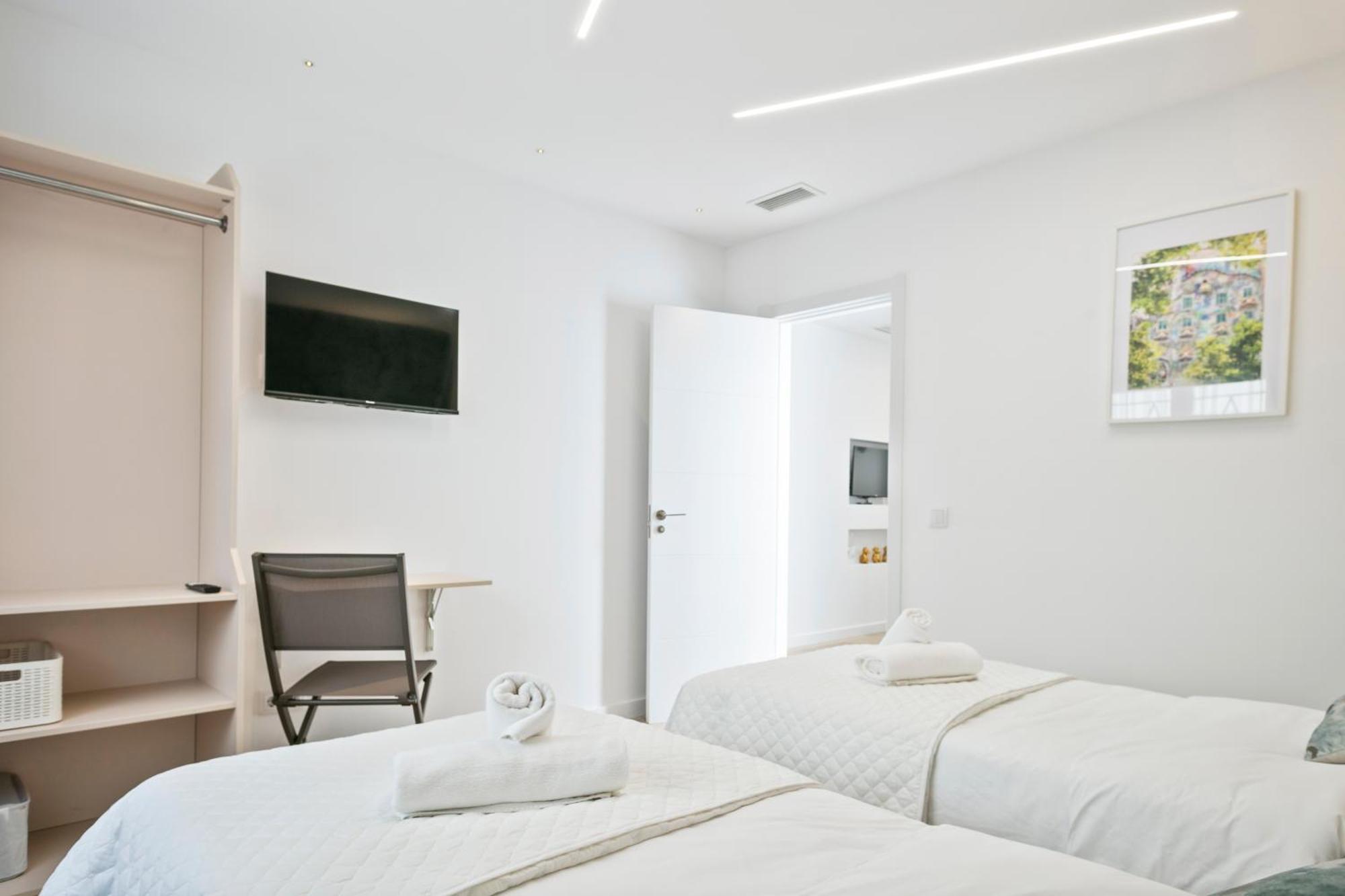Boutique Plaza Catalonia Suites Cornella 코르네야 데 요브레가뜨 외부 사진